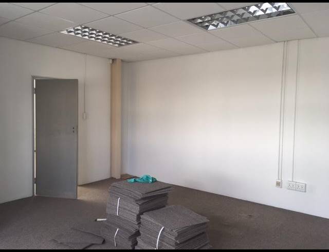 60M² OFFICE TO LET IN CAPRICORN